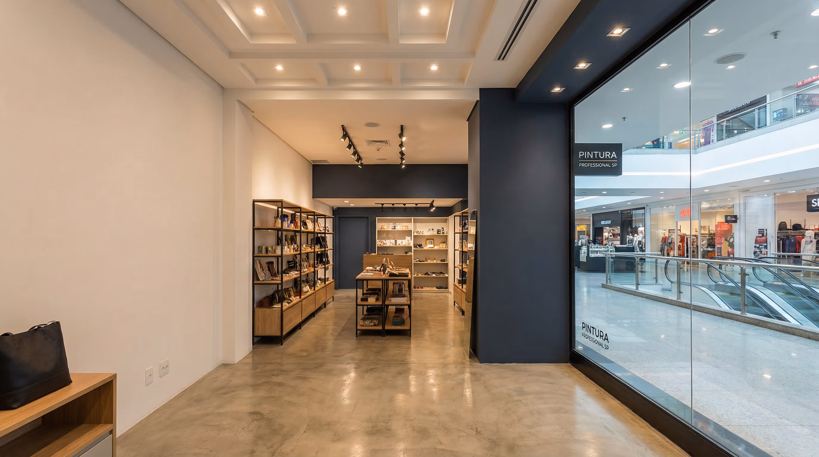 Pintura de Loja em Shopping Morumbi - Projeto Comercial Noturno